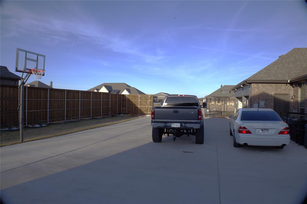 Oak Point Estates - Residential