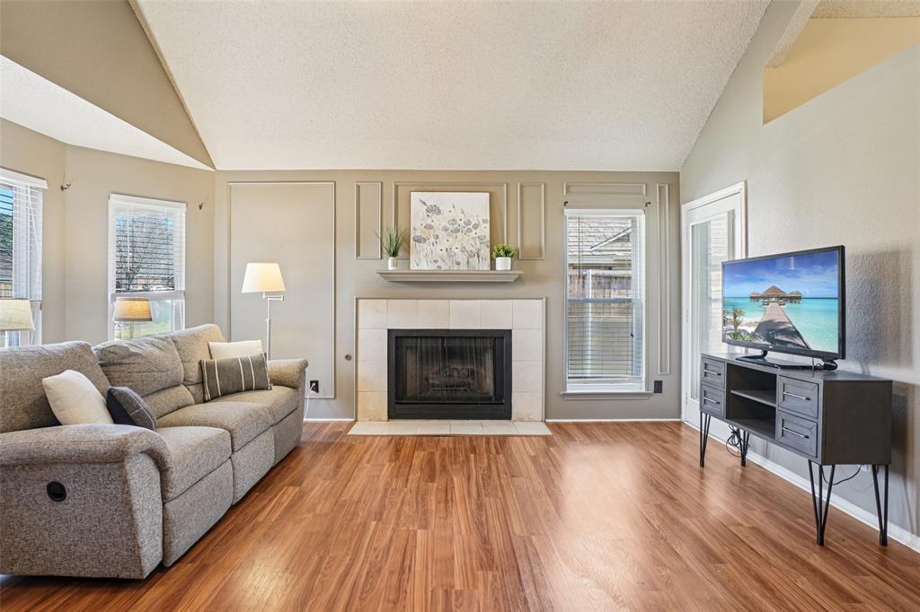 1517 Brookwood Drive