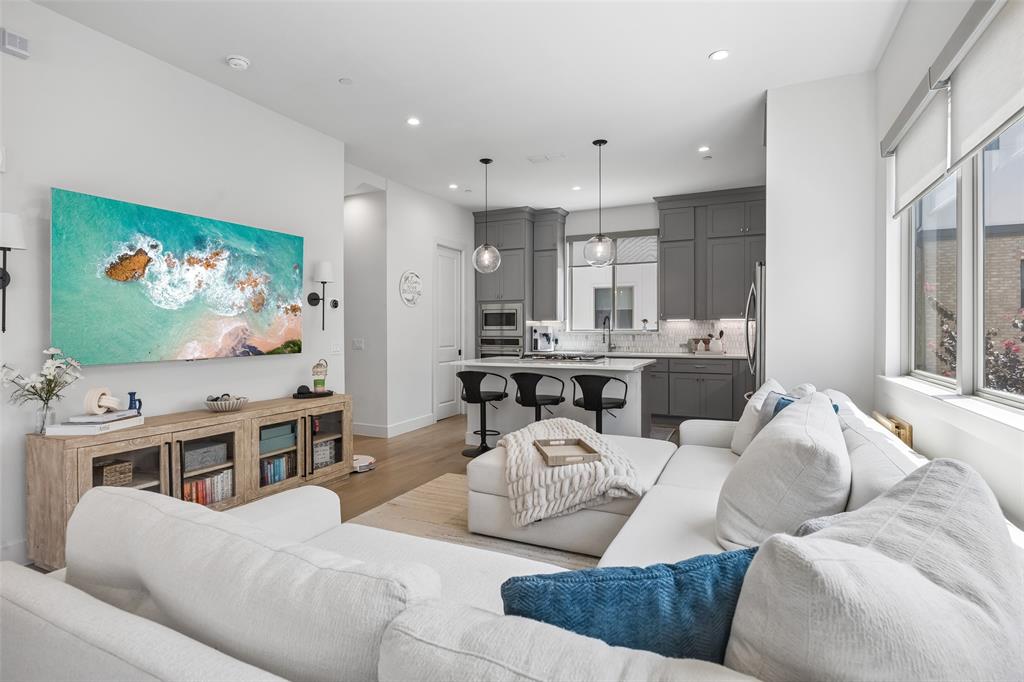 13900 Noel Road 301