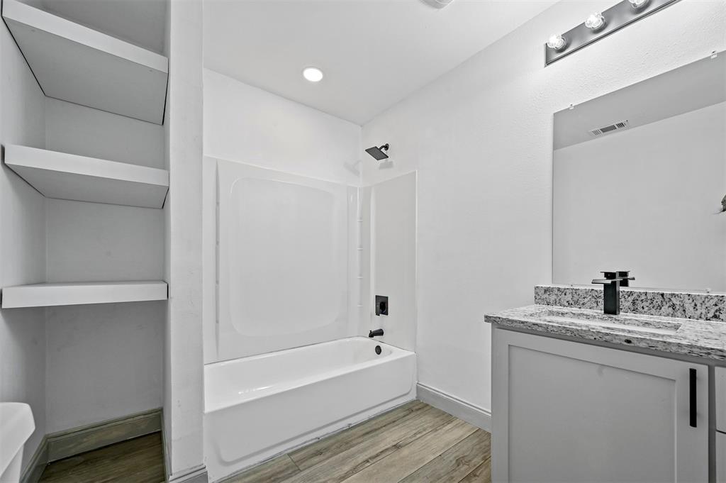 Runaway Bay - Residential