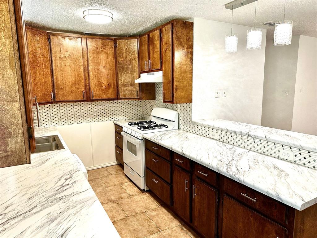 Alexander Heights - Residential Lease