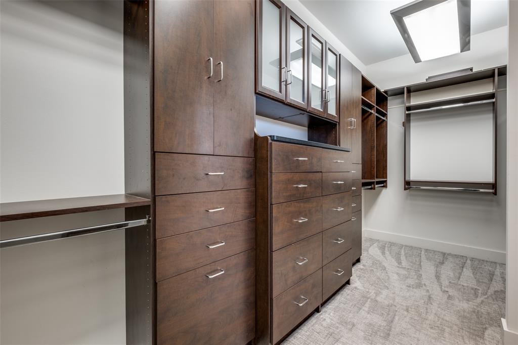 Metro Holland - Residential Lease