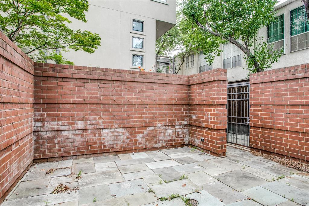 Metro Holland - Residential Lease