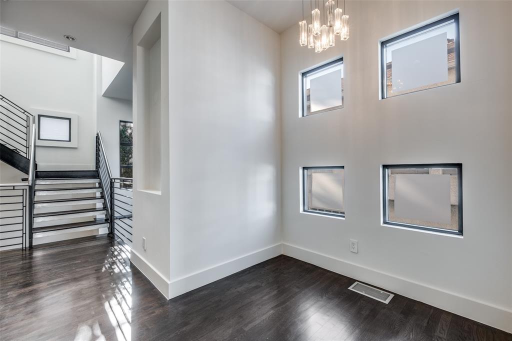 Metro Holland - Residential Lease