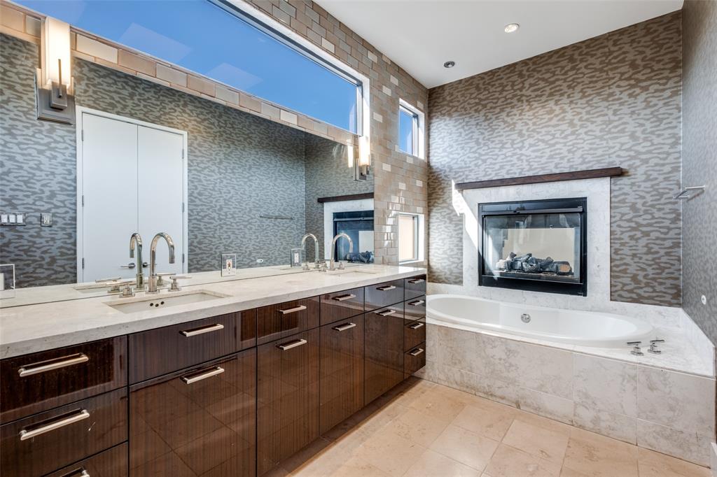 Metro Holland - Residential Lease