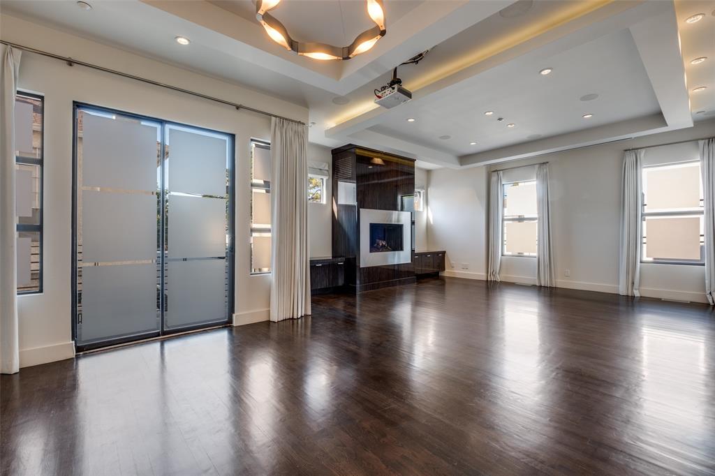 Metro Holland - Residential Lease