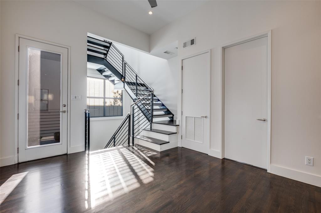 Metro Holland - Residential Lease