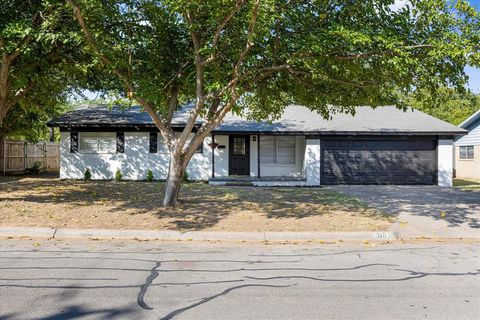 316 S Ables Street Granbury TX 76048