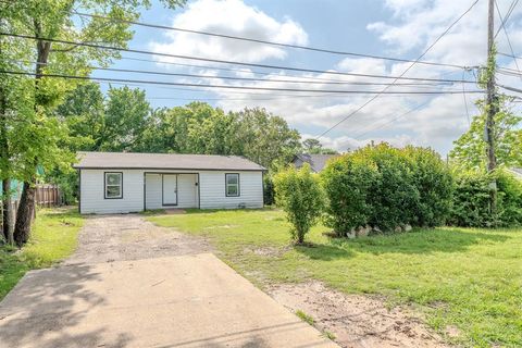 2710 Pleasant Drive Dallas TX 75227