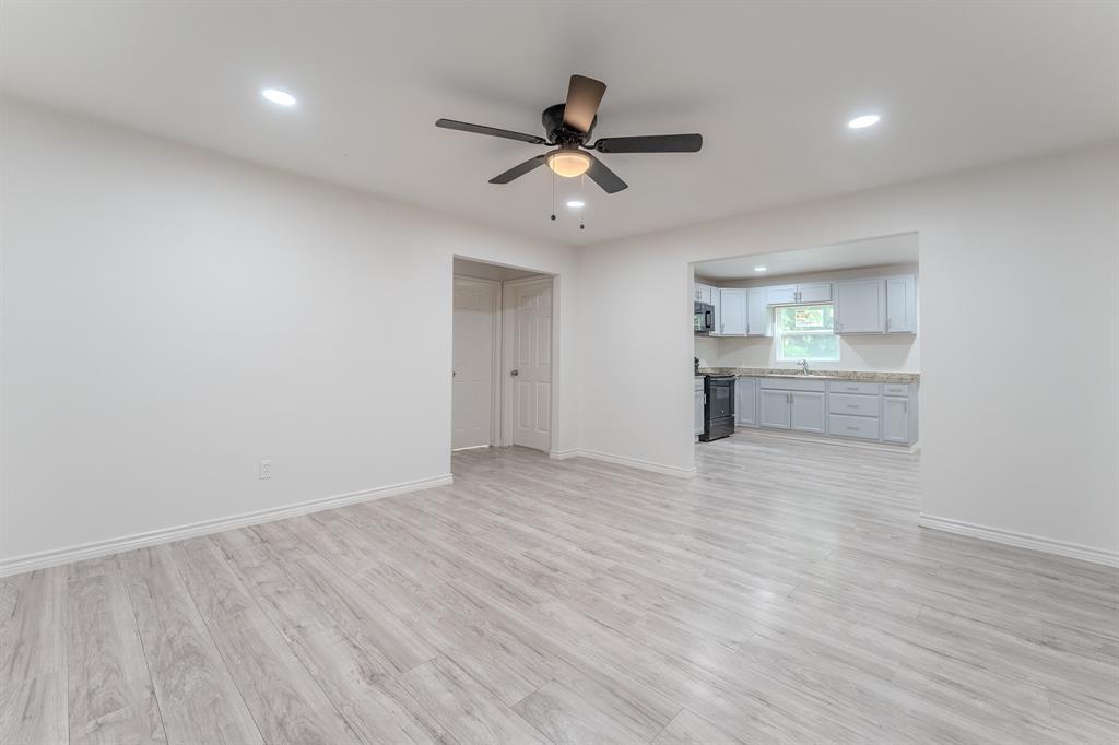 2710 Pleasant Drive
