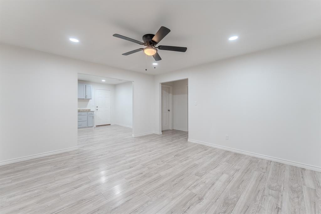 2710 Pleasant Drive