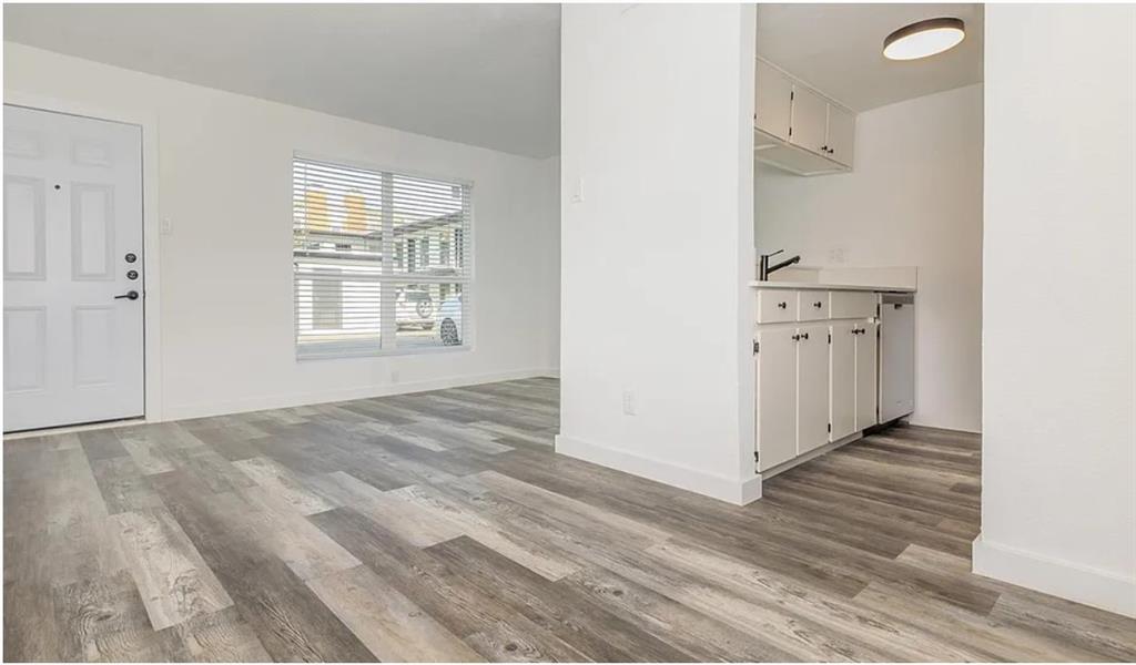 Munger Place 02 - Residential Lease