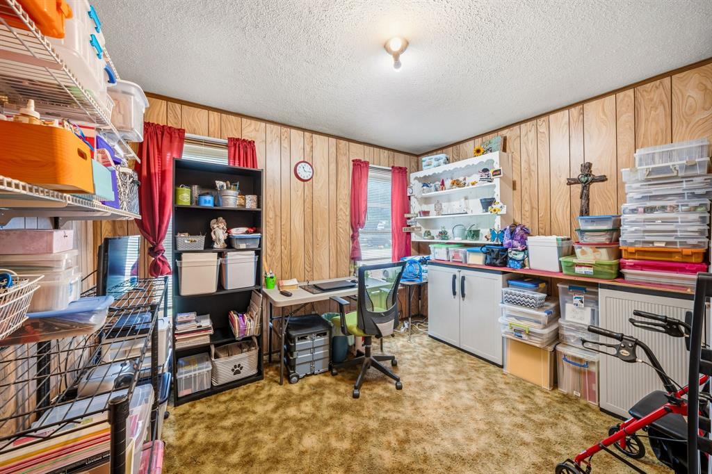 EDGEWOOD ENNIS - Residential