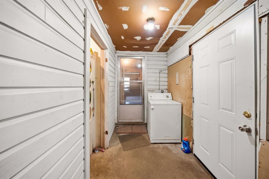 EDGEWOOD ENNIS - Residential