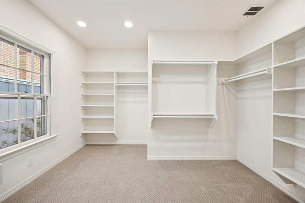 PRESTON PLACE 1 - Residential