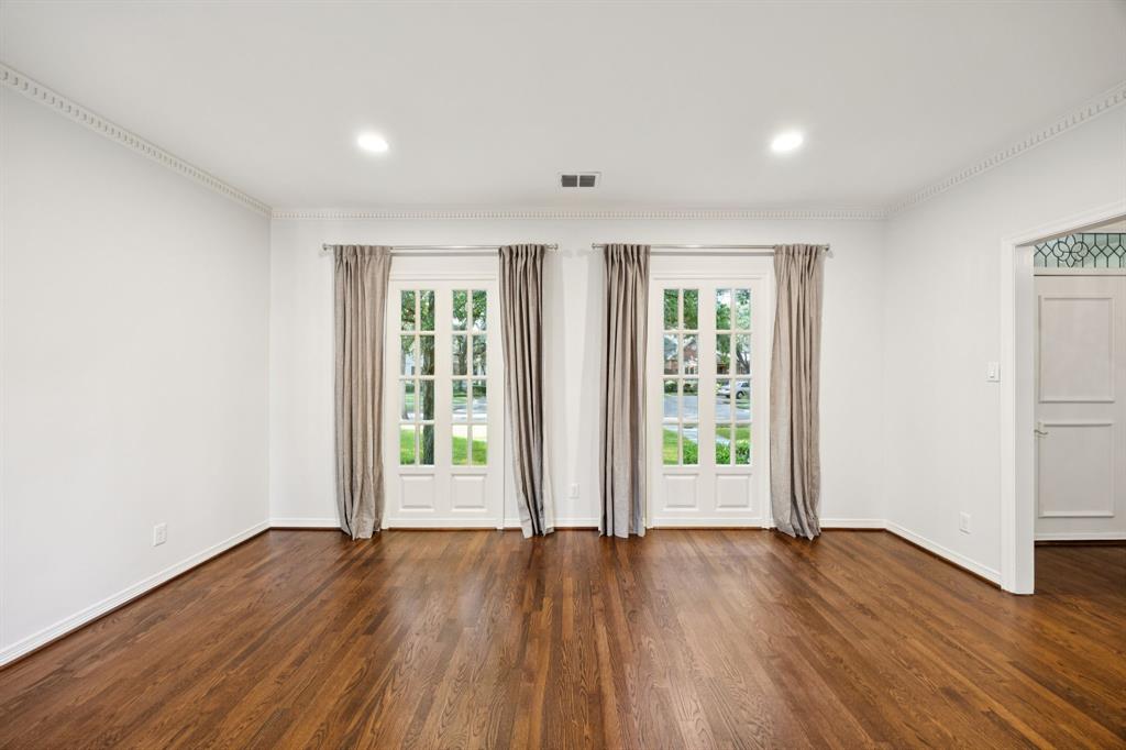 PRESTON PLACE 1 - Residential