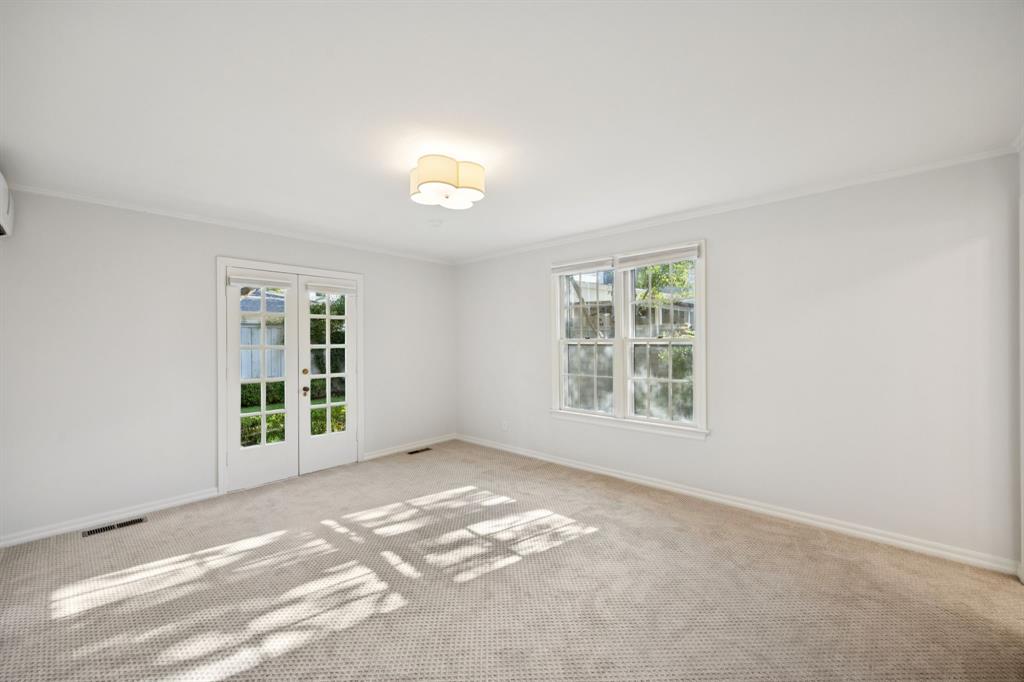 PRESTON PLACE 1 - Residential