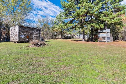 A home in Lindale