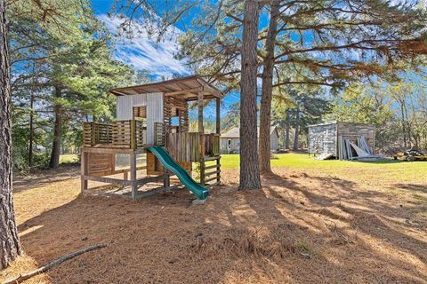 A home in Lindale