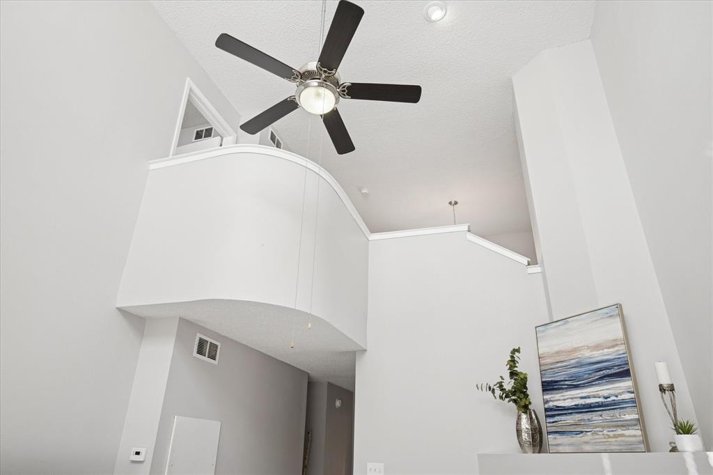 13144 Burninglog Lane