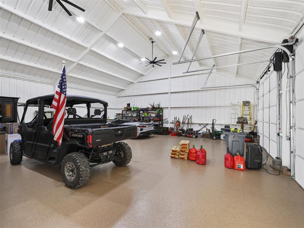 Sportsmans World 04 - Residential