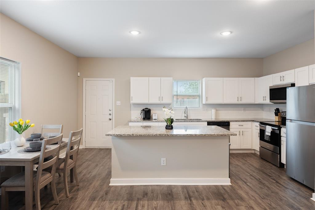 Ervay Place - Residential