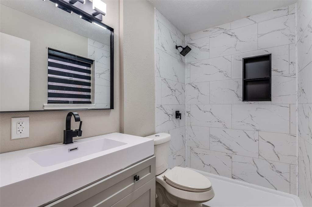 Indian Canyon - Residential