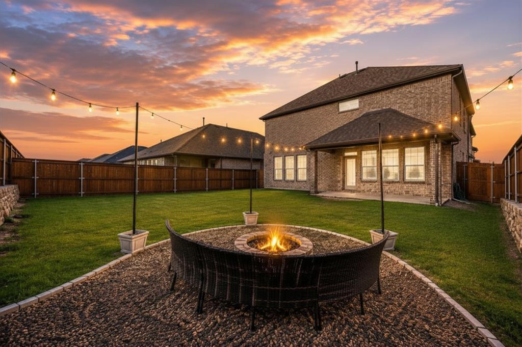 3904 Starlight Creek Drive