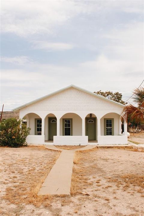 121 E Avenue B Sanderson TX 79848