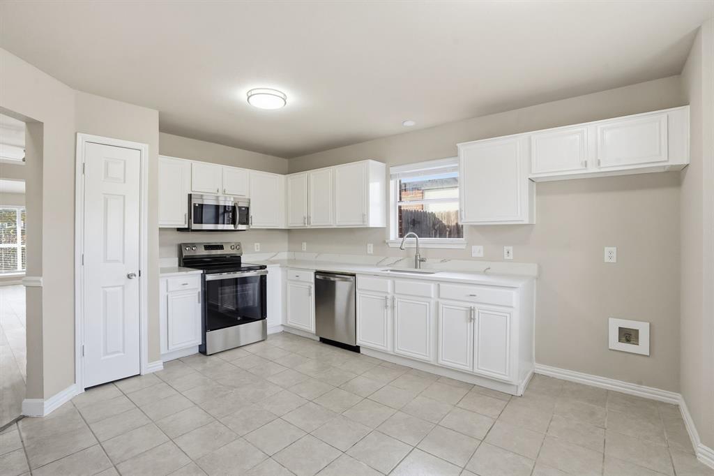 SUMMERFIELDS ADDITION - Residential