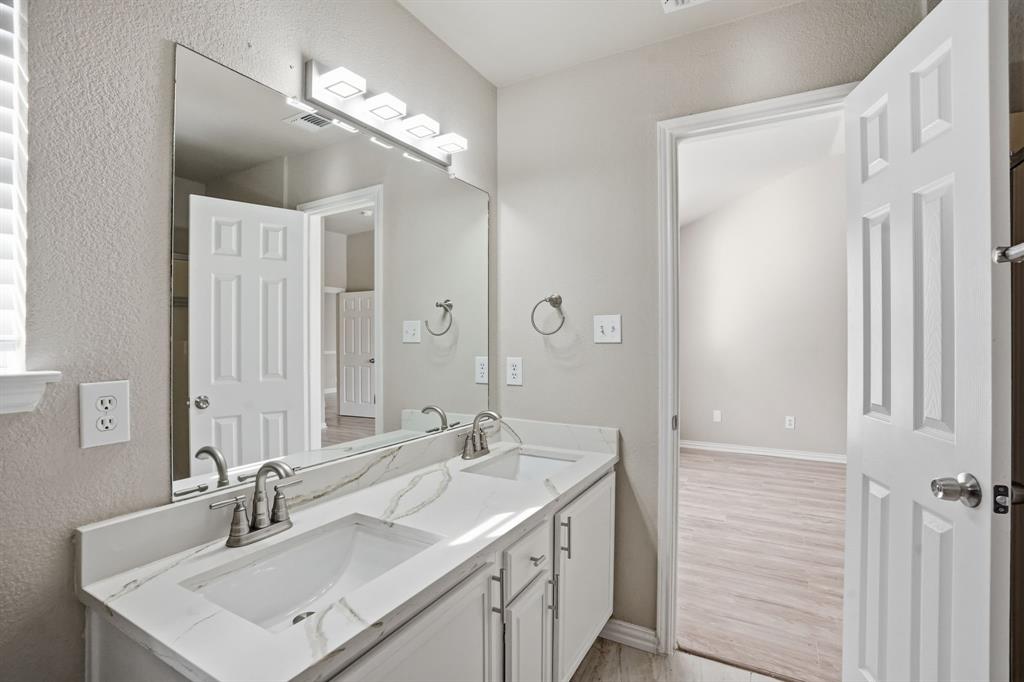 SUMMERFIELDS ADDITION - Residential