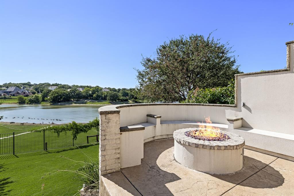 3111 Lake Creek Drive