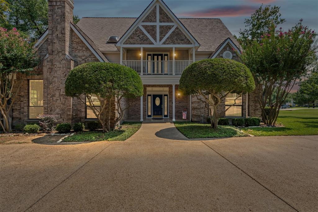 1349 Lakeview Drive
