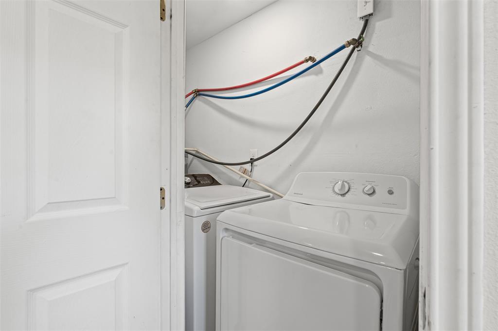 Fort Worth, Texas 76104, United States, 2 Bedrooms Bedrooms, ,1 BathroomBathrooms,Residential,Active,158571