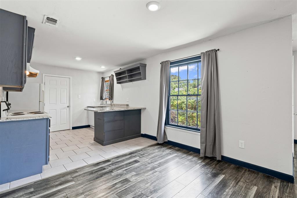 Fort Worth, Texas 76104, United States, 2 Bedrooms Bedrooms, ,1 BathroomBathrooms,Residential,Active,158571