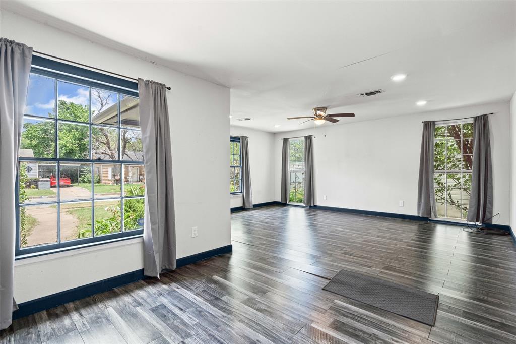 Fort Worth, Texas 76104, United States, 2 Bedrooms Bedrooms, ,1 BathroomBathrooms,Residential,Active,158571