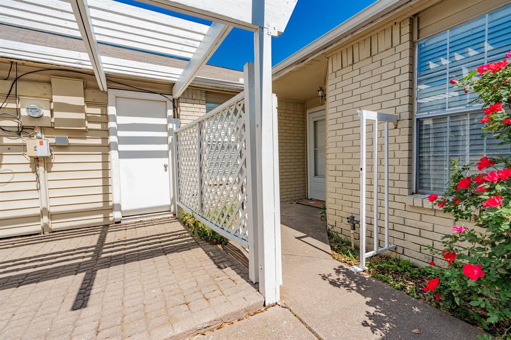 Stoney Glen - Residential Lease