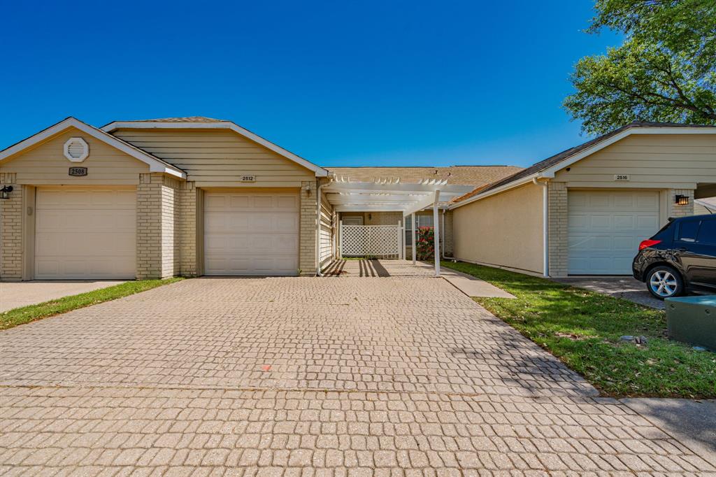 Stoney Glen - Residential Lease