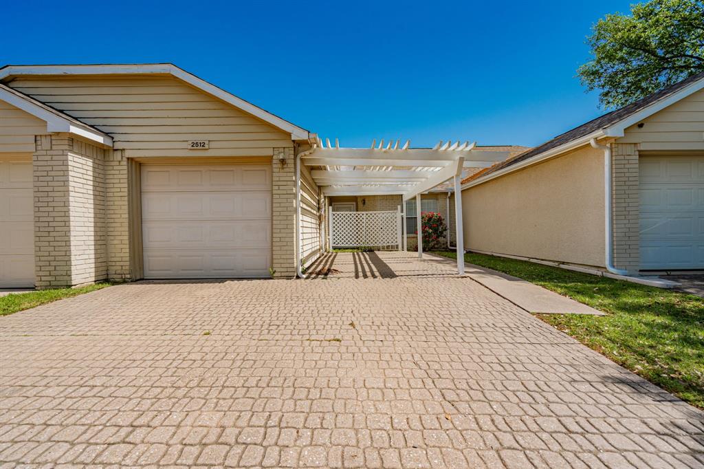 Stoney Glen - Residential Lease