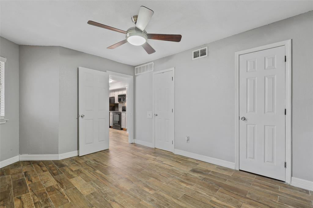 Arlington Oaks Condo - Residential