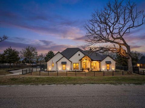 1004 Meadow Wood Terrace Azle TX 76020