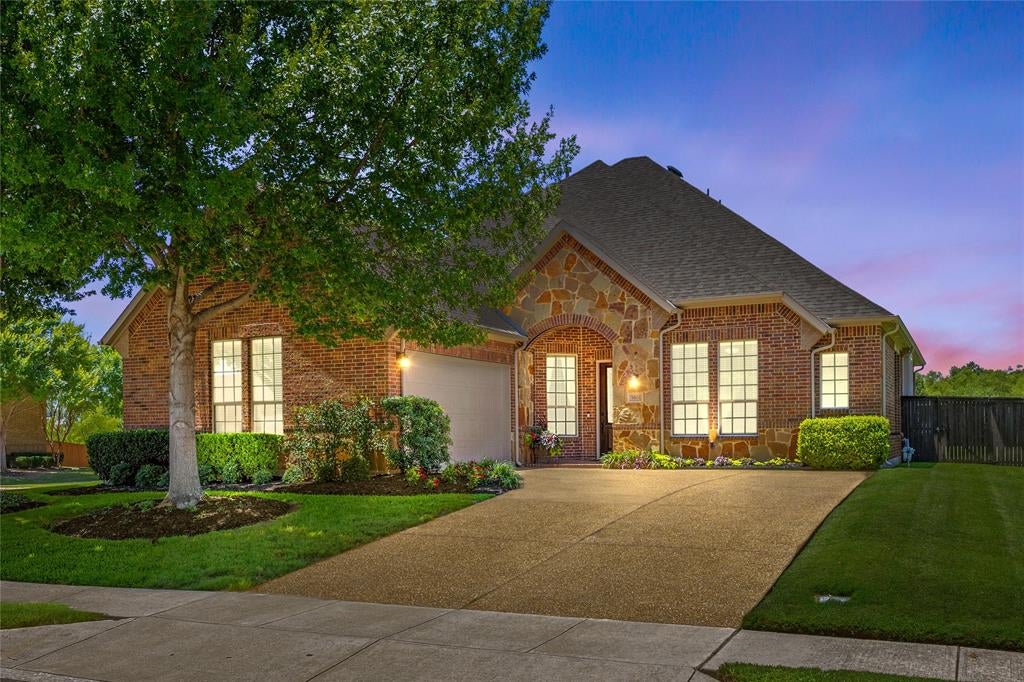 5601 Sunstar Lane