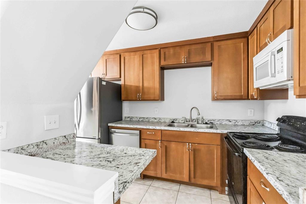 Richland Trace Condos - Residential