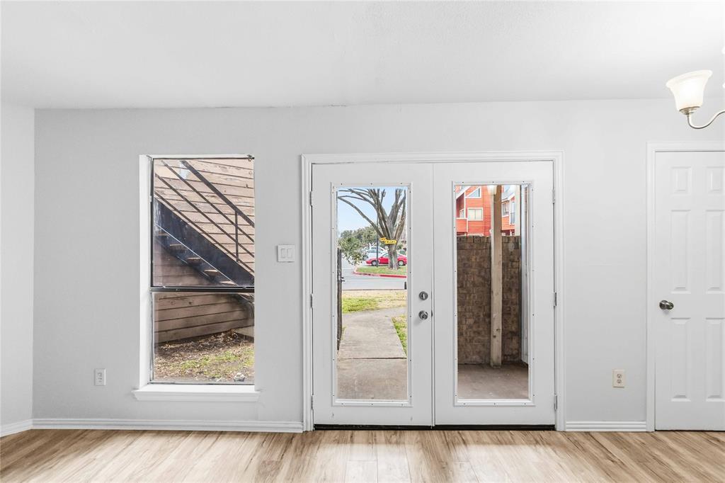 Richland Trace Condos - Residential