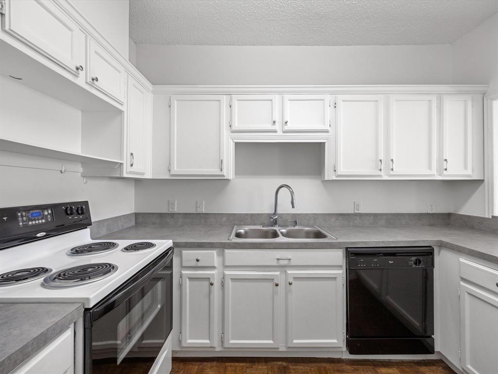 5310 Keller Spgs - Residential Lease