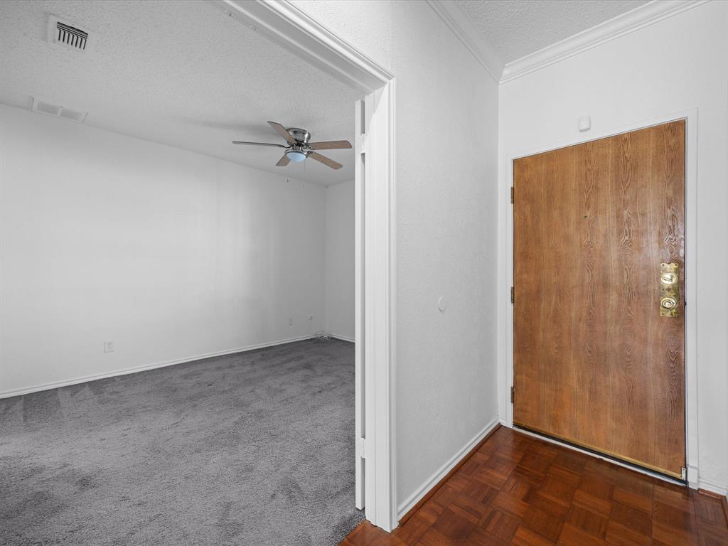 5310 Keller Spgs - Residential Lease