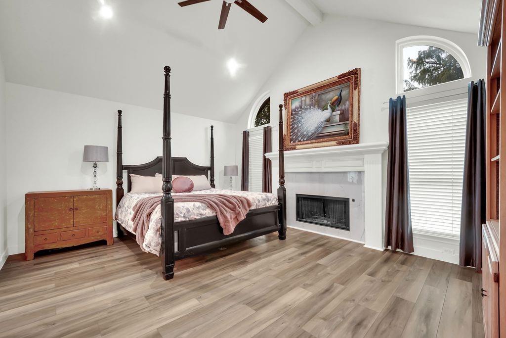 REGENCY PARK #02 - Residential