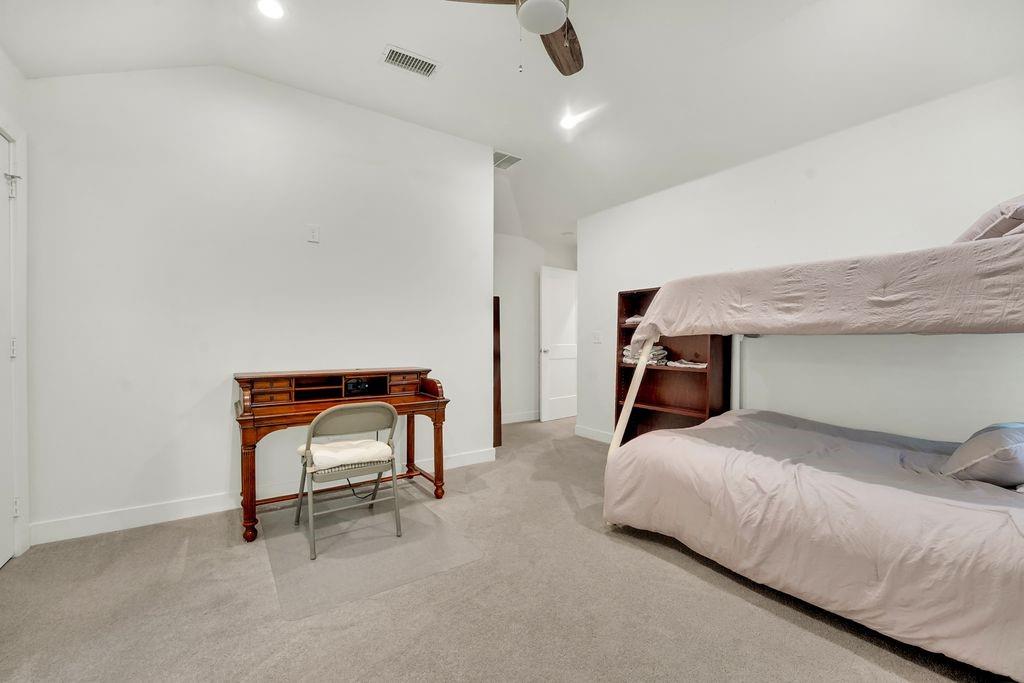 REGENCY PARK #02 - Residential