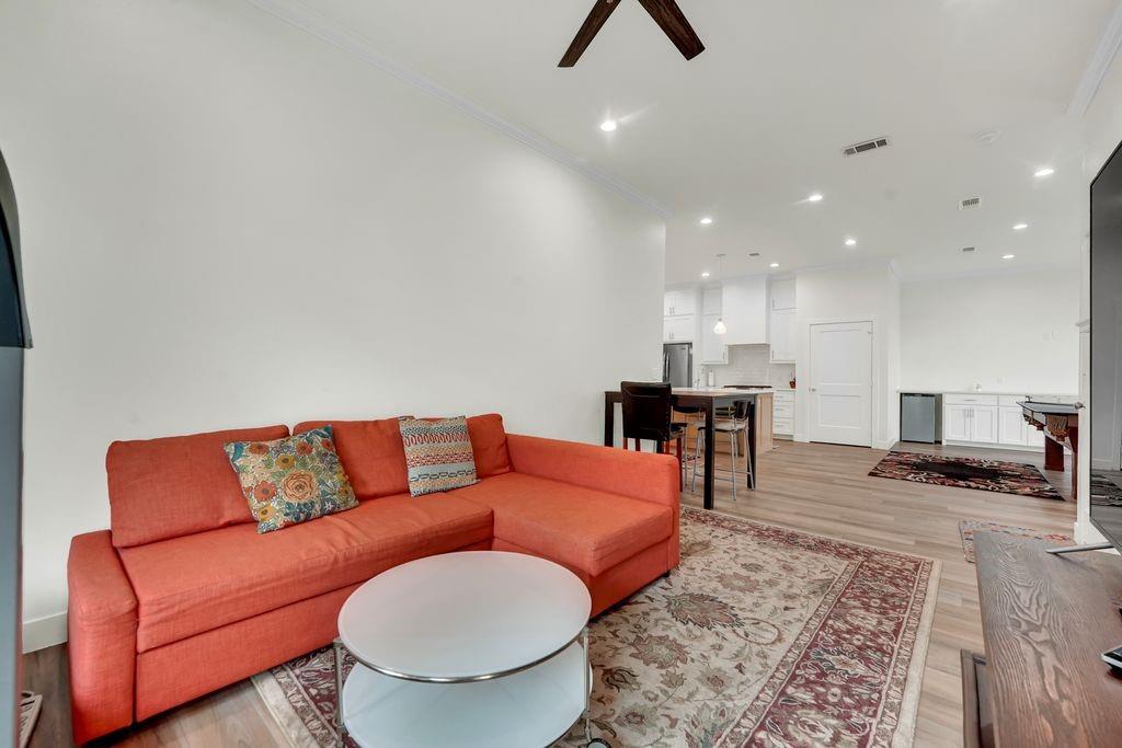 REGENCY PARK #02 - Residential