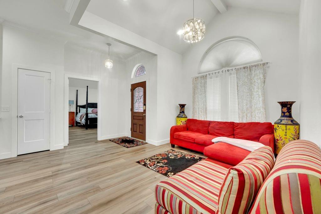 REGENCY PARK #02 - Residential